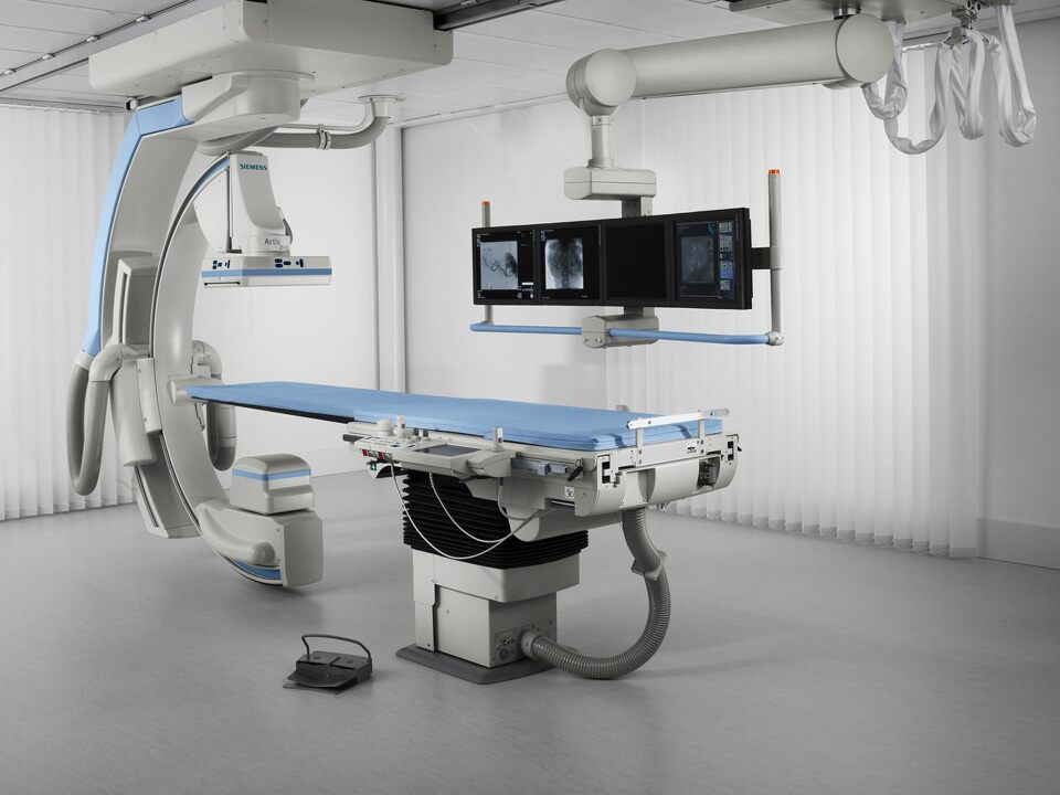 ax_03_artis_zee_ceiling_mounted_system-00882724_10 |