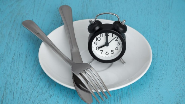 Makanan Saat Puasa: Daftar Lengkap untuk Sahur & Berbuka 1 |