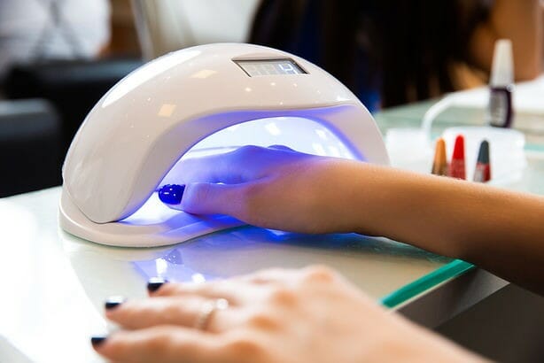 PANDUAN MAINTENANCE NAIL DRYER AGAR BERKINERJA OPTIMAL 1 PANDUAN MAINTENANCE NAIL DRYER AGAR BERKINERJA OPTIMAL