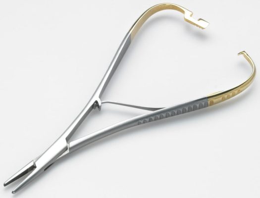 CARA MENGGUNAKAN MATHIEU NEEDLE HOLDER