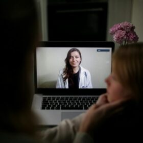 Alat Cek Gula Darah Akurat: 7 Rekomendasi Terbaik 2025 3 Video Hasil Cek Kesehatan Trump: 7 Pelajaran Penting 2025