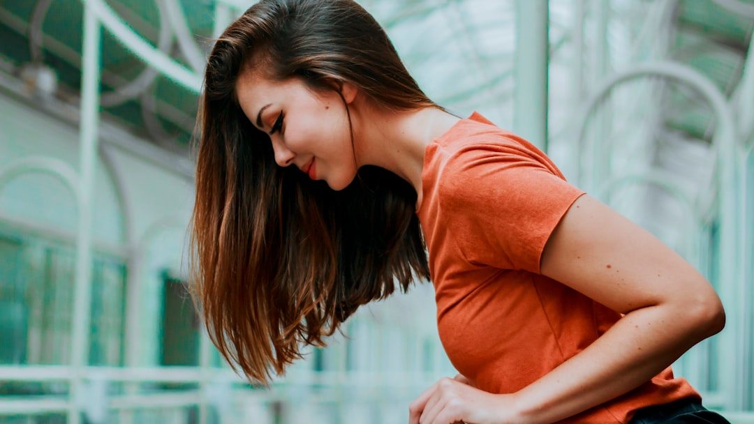 Hasil Rontgen Usus Wanita Susah BAB: 7 Fakta Penting 1 woman in orange crew neck t-shirt