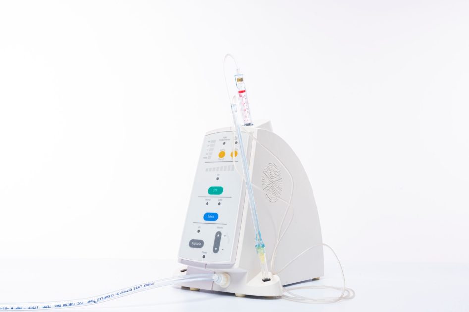 Pompa Peristaltik vs Gear Pump: 7 Faktor Penentu Lab 1 A clean, modern medical device on a white background for healthcare settings.
