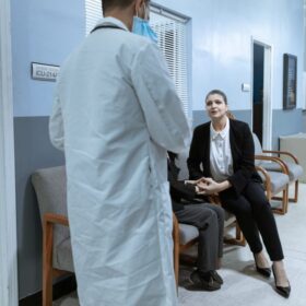 Nakes Hina Pasien BPJS Majelis: 8 Solusi Perlindungan Hak 2024 3 Dokter Nakes Hina BPJS Sudah Kena Sanksi: 7 Solusi Perbaikan 2024
