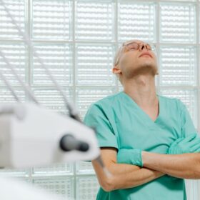 Mengenal Fenomena Afternoon Slump: 7 Solusi Ampuh Atasi Kelelahan