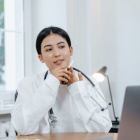 Kemenkes Pangkas Birokrasi Rujukan Kini: 7 Inovasi Telemedicine